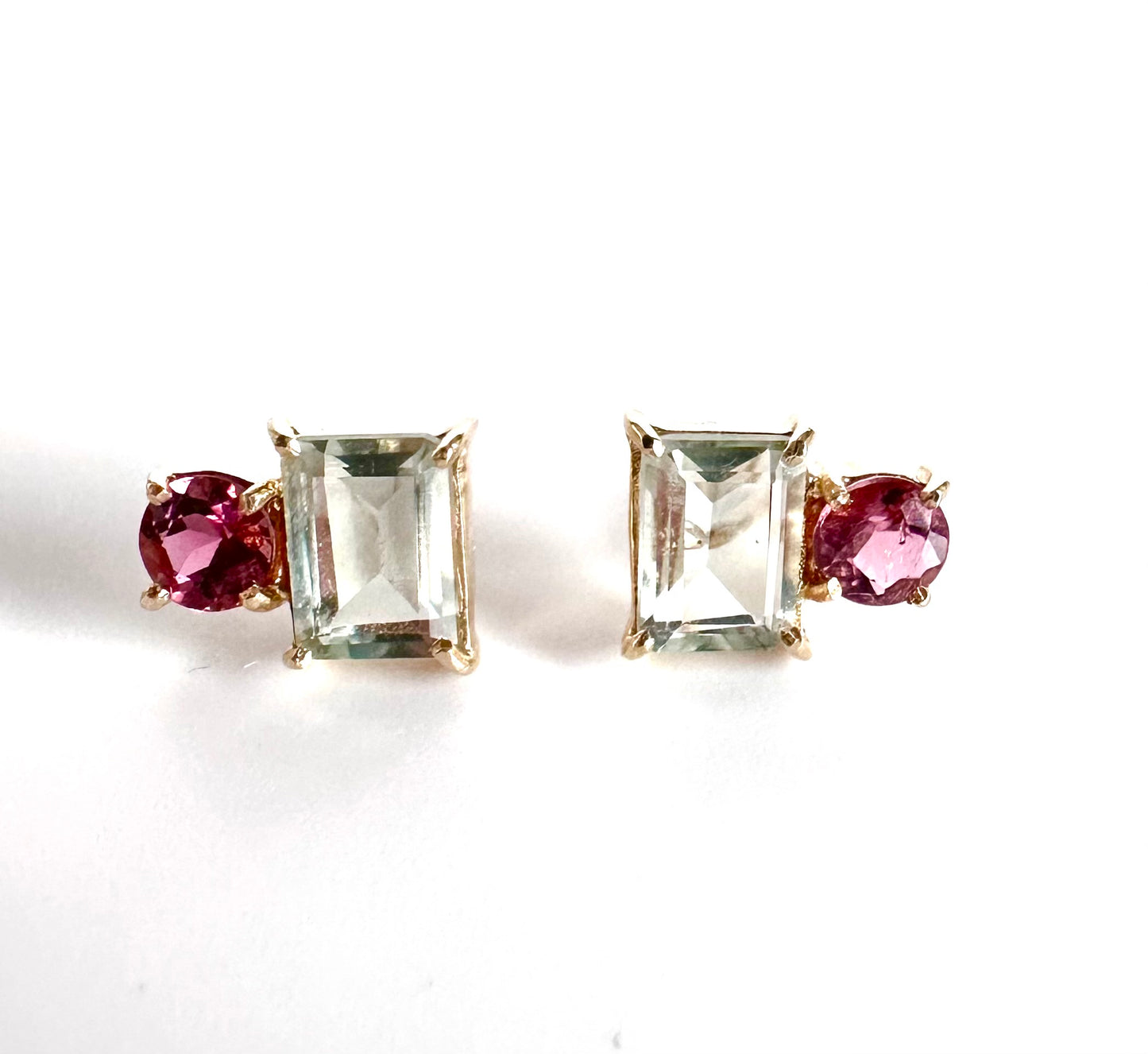PRÉCOMMANDE UNIQUEMENT - Boucles d'oreilles Bloom en or massif 18 carats avec prasiolite et tourmaline rose