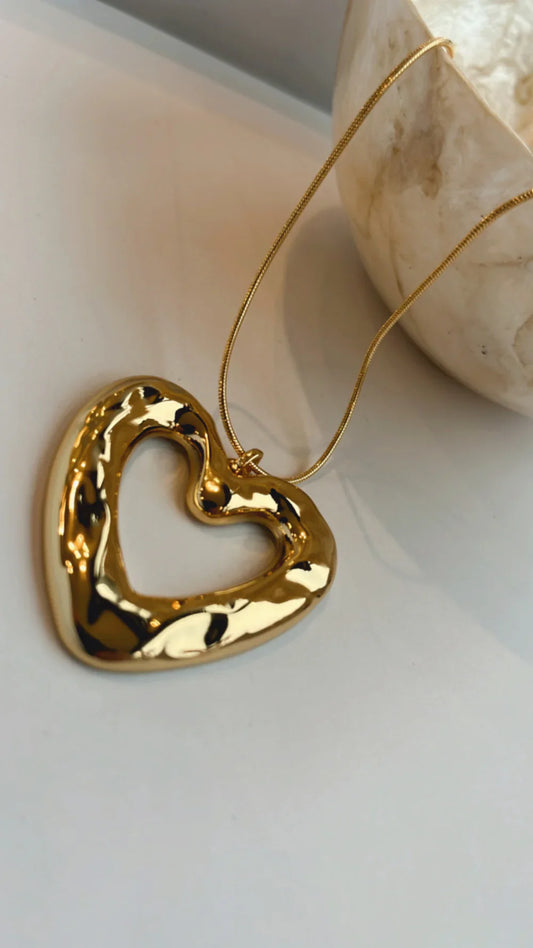 Carol Bolina | Pitanga Love Necklace