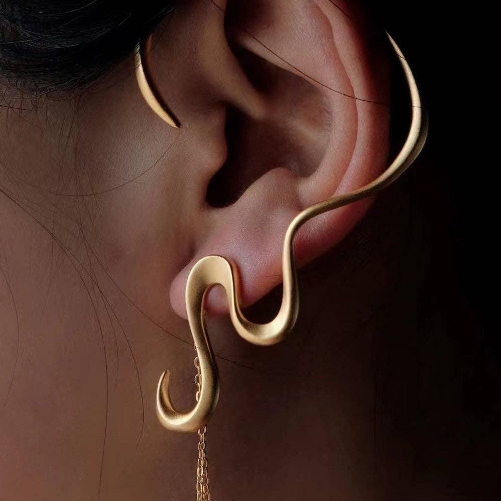 Cici | Chic Look Waved Line Large Ear Cuffs with Piercing - Carol Stoppa Jewelry