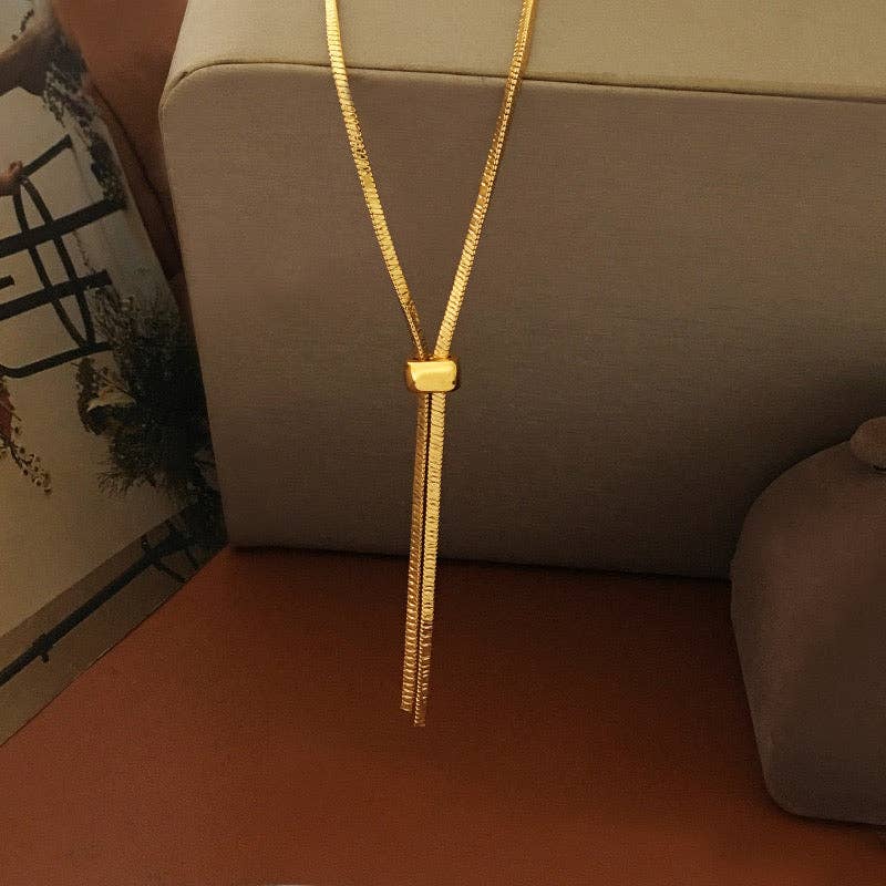 Pure Angle Necklace